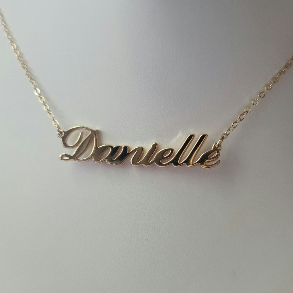 Personalized, "Danielle" Necklace - Picture 2 of 7